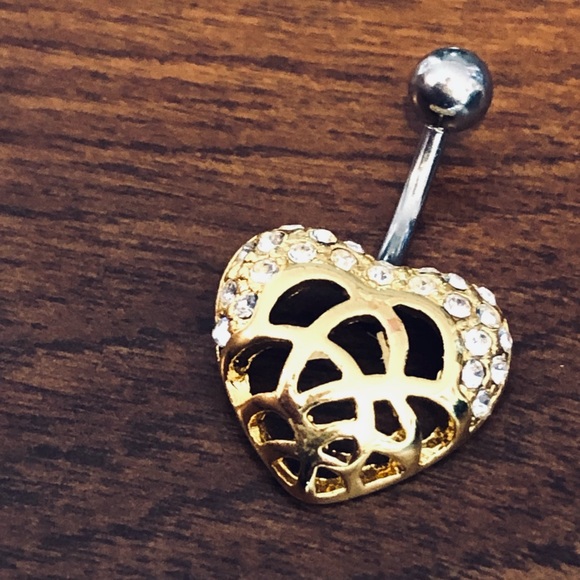 3D Heart Belly Button Ring - Picture 3 of 3